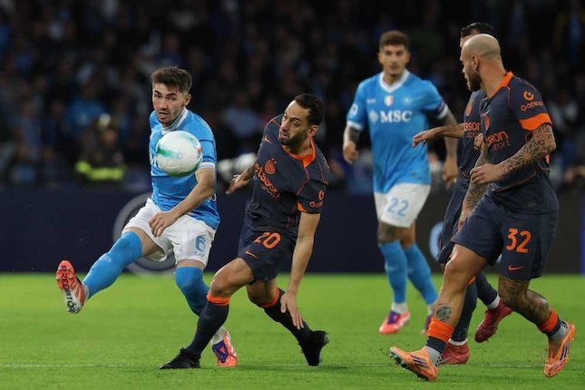 library_upload_21_2025_10_645x430_napoli-vs-inter_8c7faee Napoli vs Inter Milan: Partenopei Libas Nerazzurri 3-1