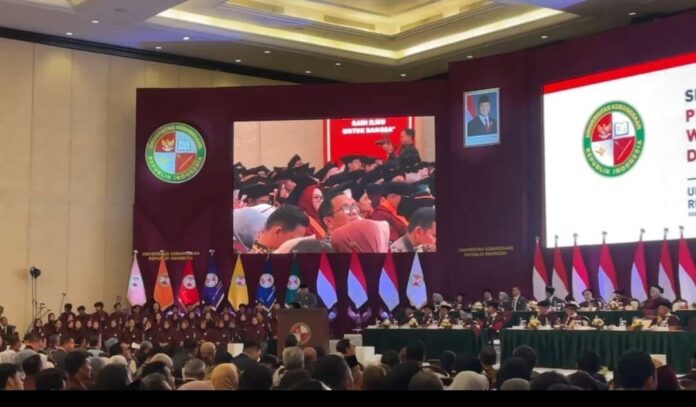 uxs6scpw8slg9p5 Presiden Prabowo: Belajar Tak Boleh Berhenti, Gelar Hanya Awal Perjalanan