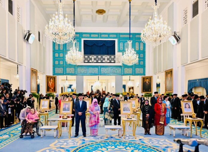 Gus Dur dan Soeharto Dianugerahi Gelar Pahlawan Nasional