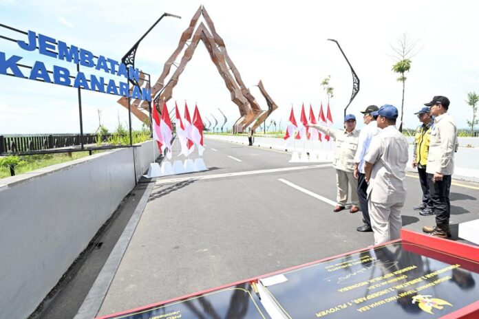 Presiden Prabowo Resmikan Jembatan Kabanaran Dorong Pariwisata