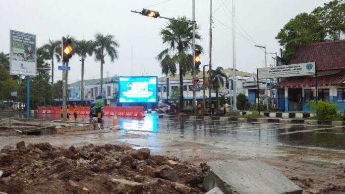 Sejak Pertengahan November, Traffic light Simpang Empat Batuah Tak Berfungsi